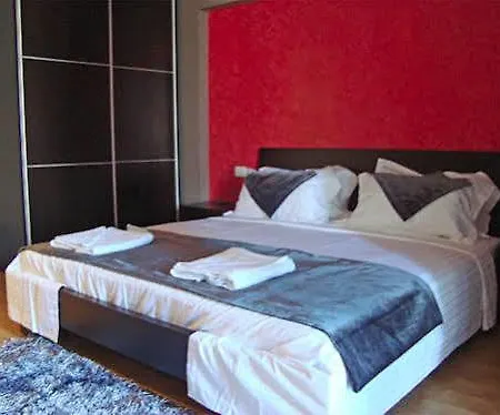 California Hotel Tirana